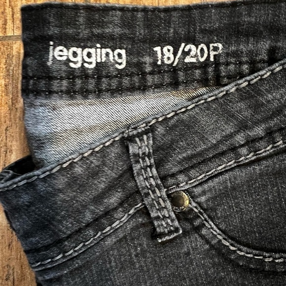 Avenue-women’s Jeggings - Picture 5 of 6